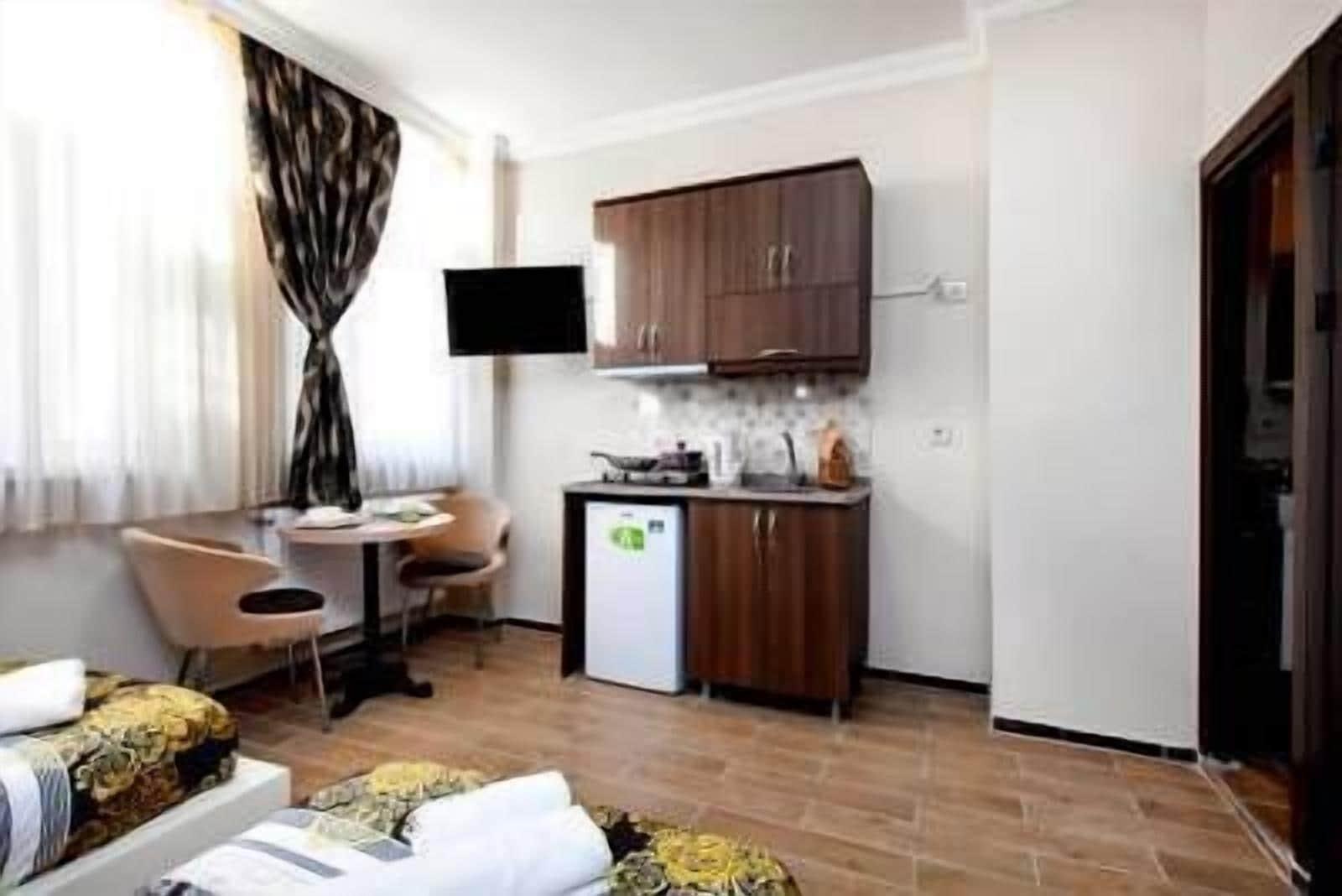 My Redriver Apart Hotel อิสตันบูล ภายนอก รูปภาพ